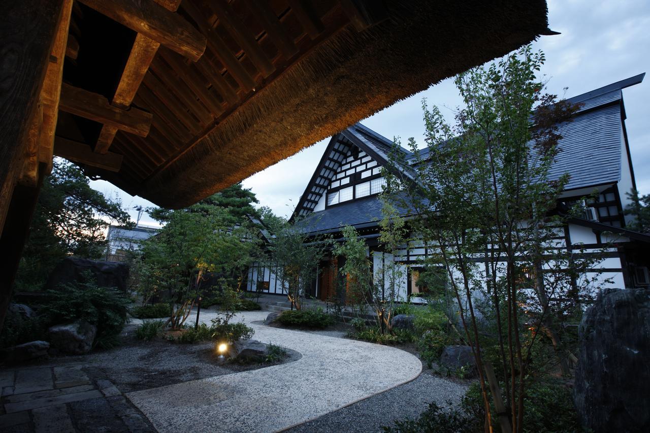 Yamagata The Takinami Hotel Nanyo Buitenkant foto